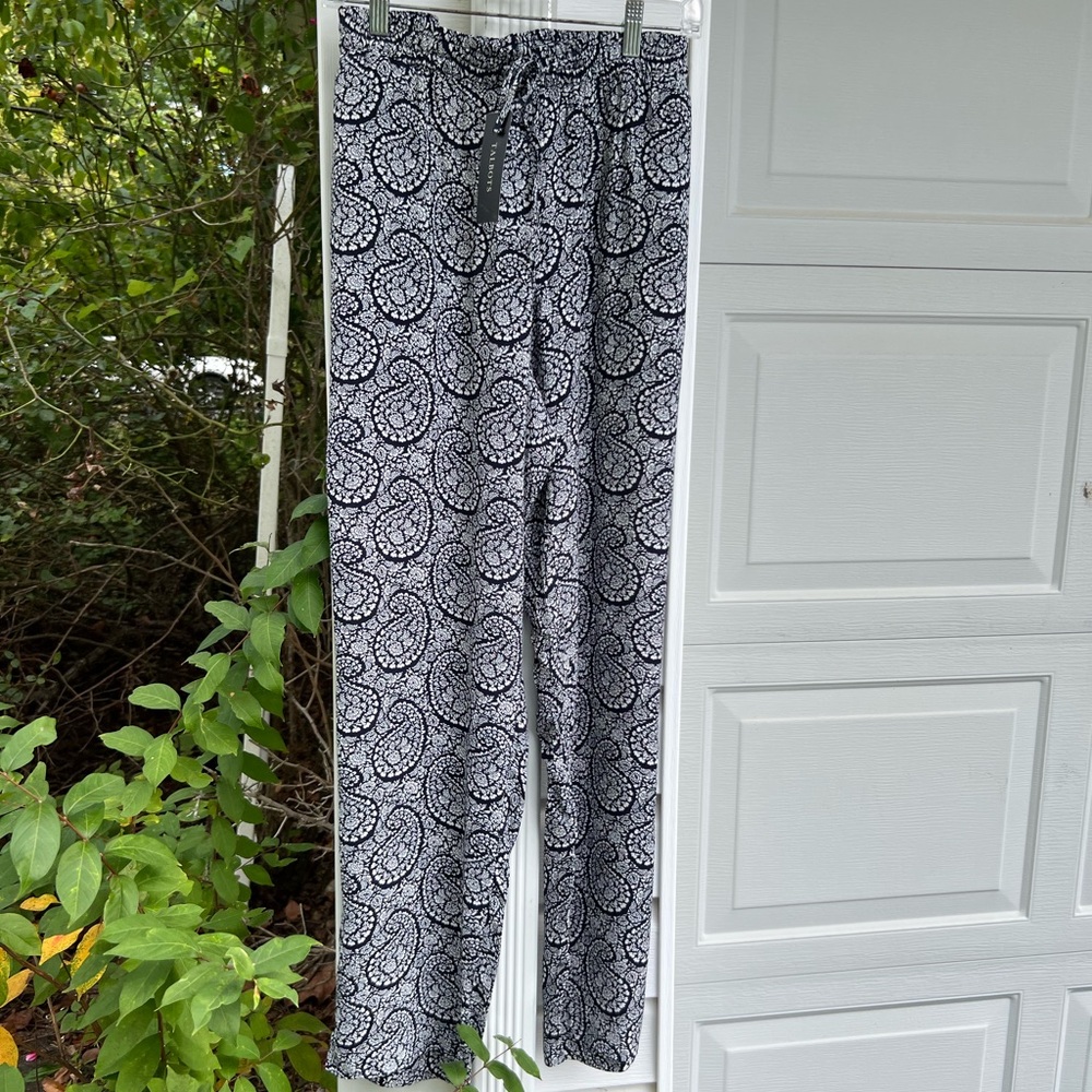 NWT Talbots Easy Navy Blue White Paisley Machine Washable Elastic Waist Pants